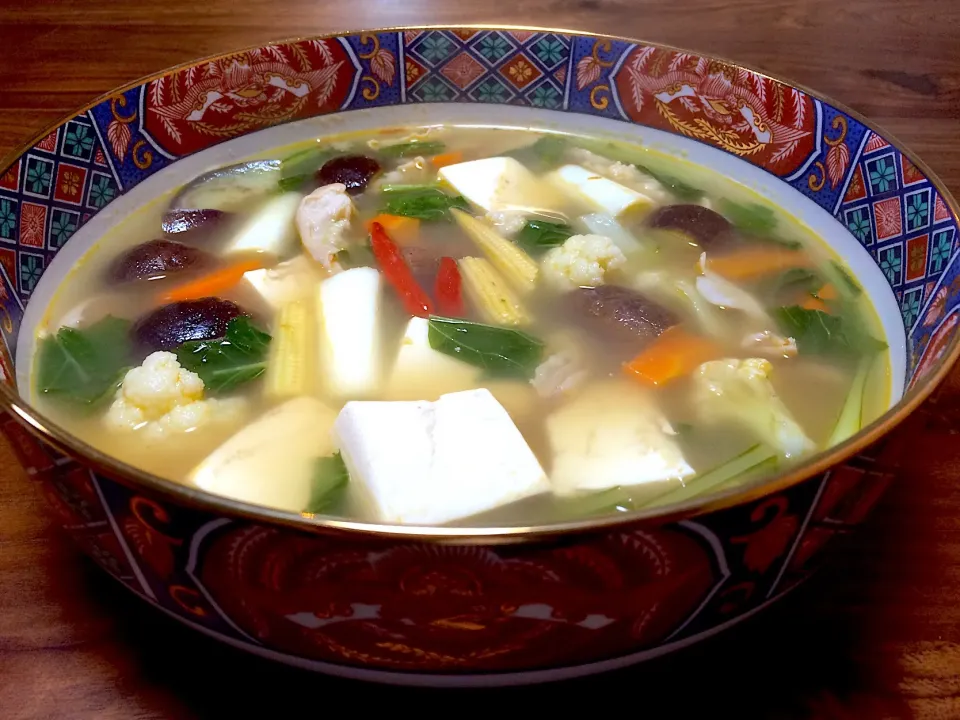 特大皿で食べるナンプラースープ🌼🌿|ぱぴこ家さん