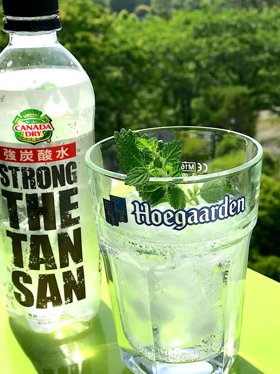 Snapdishの料理写真:強 炭 酸 水
strong
THE 
TAN
SAN|シュトママさん