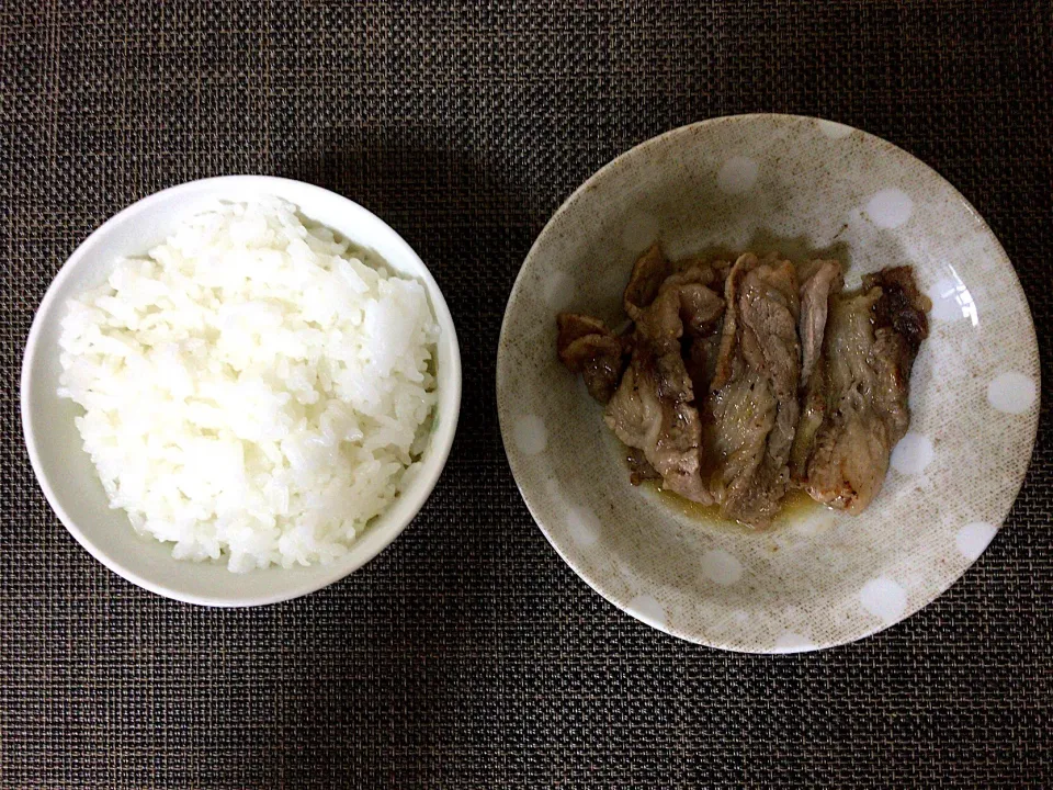 豚バラ焼肉ご飯|ばーさんさん