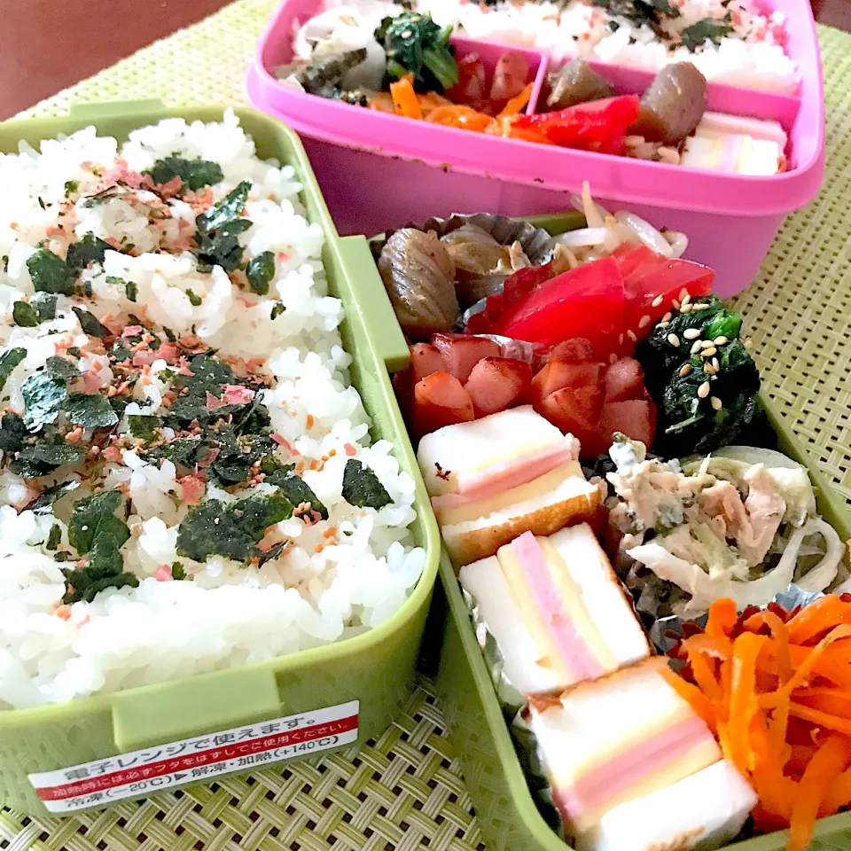 Snapdishの料理写真:今日のお弁当🍱
はんぺんサンド
ゴーヤのツナ和え

今日も
蒸し暑くなりそうです
しっかり食べて
頑張ってね。

今日も気をつけて
いってらっしゃい👋😊|mokoさん