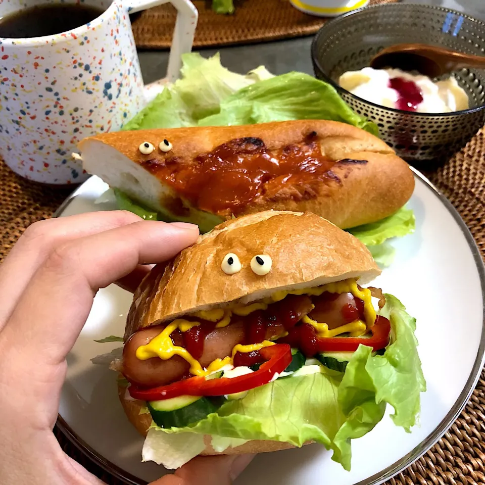 Snapdishの料理写真:朝ごぱん〜👀#朝ごぱん#目付き|nao子さん