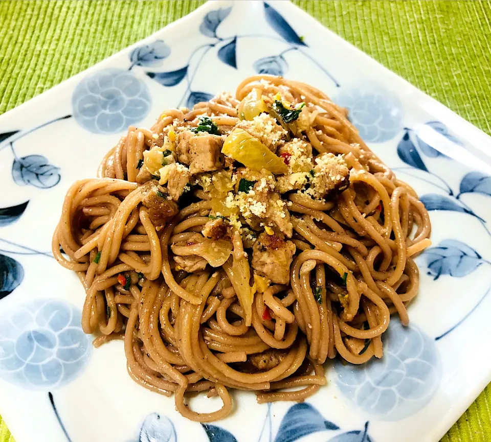 Pasta Boiled in Red Wine|Jaimie Alvarezさん