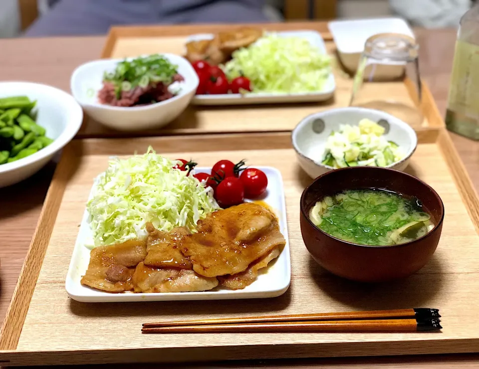 Snapdishの料理写真:生姜焼き定食|ともさん