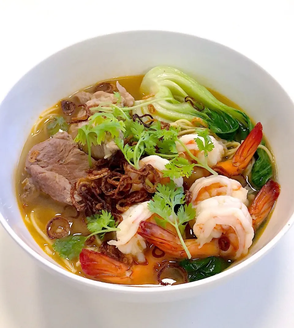 Prawn noodles soup with pork ribs|12Dragonさん