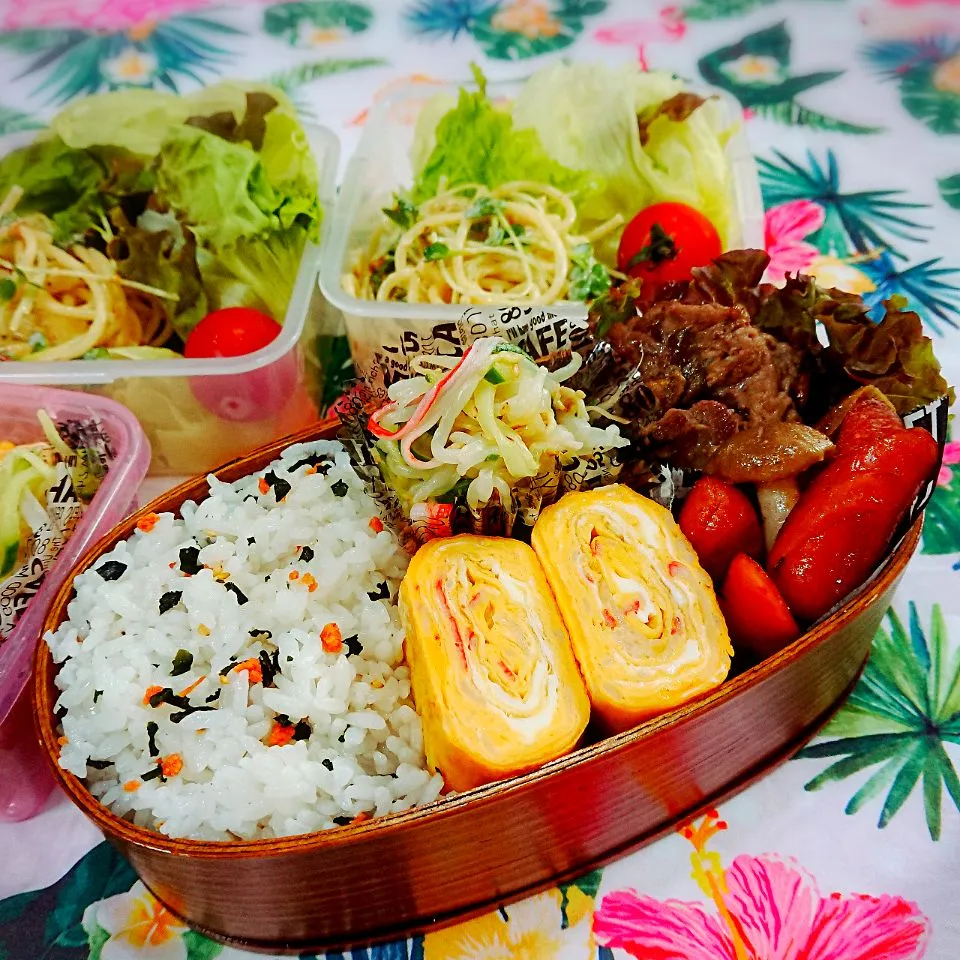 男子高校生と女子専門生のお弁当|𓇼𓆉𝓜𝓪𝓶𝓲𓆉𓇼さん