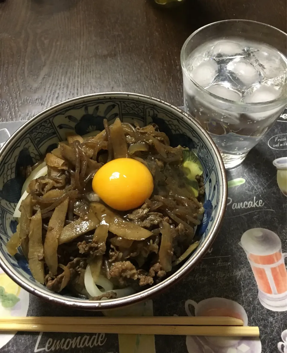 冷やし肉うどん！牛丼の具を乗せただけ（笑）|ライムさん