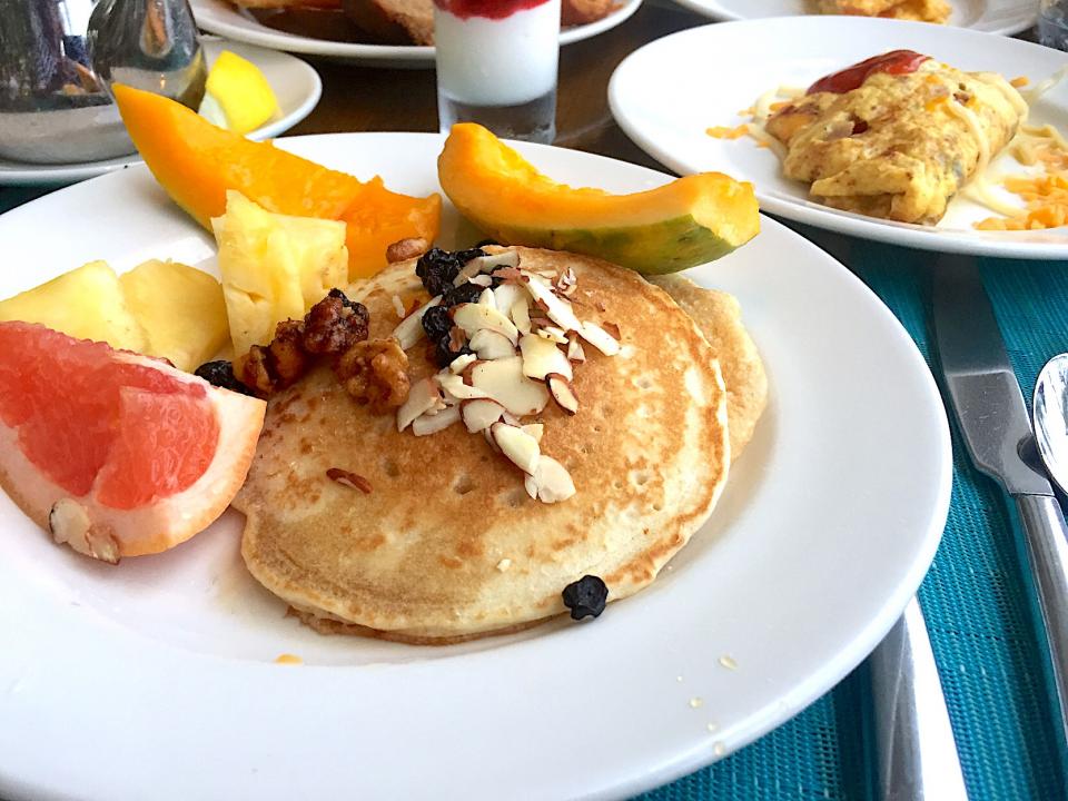 ハワイ最古のホテルで朝食を🥞