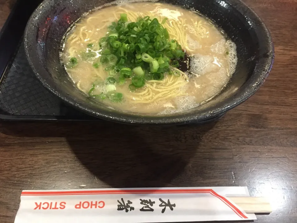 ハワイまで来てラーメン、、|yamaさん