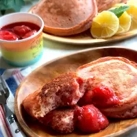 ビーツピンクのふわふわホットケーキ