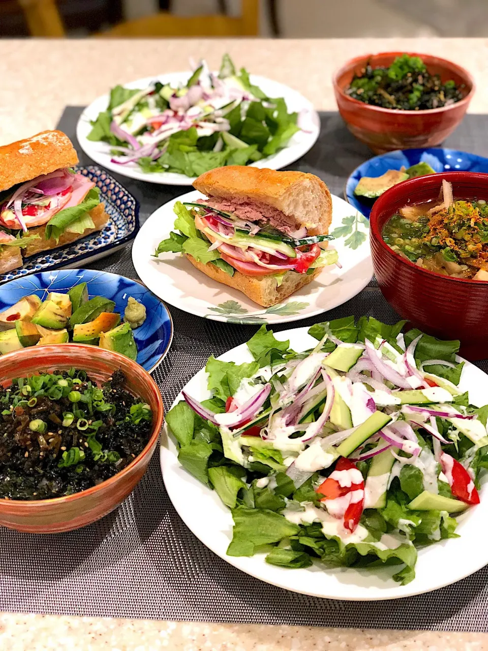 お野菜たっぷりディナー🍽
ベトナム🇻🇳のサンドイッチバインミー🥪風！|Mayumiさん