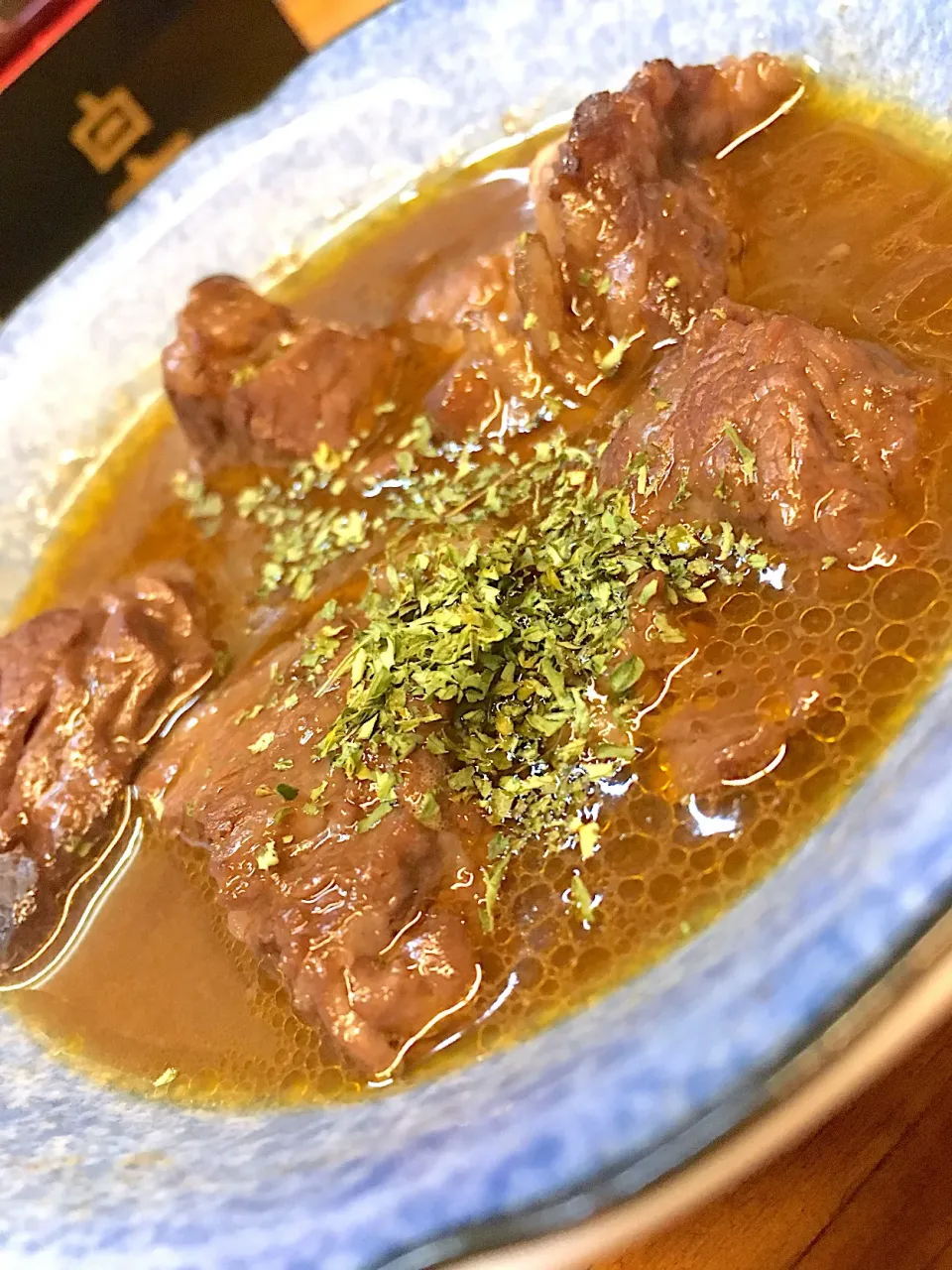 Snapdishの料理写真:牛肉赤ワイン煮|saturnさん