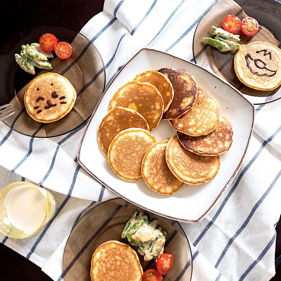 Snapdishの料理写真:休日ランチのホットケーキ🥞|hari-co ＊ はりこさん