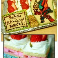 仮面ライダービルドスクエア型苺の誕生日ケーキ 
 #誕生日ケーキ
 #仮面ライダービルド
 #18cmスクエア型
 #苺ショートケーキ|幸せまちこさん