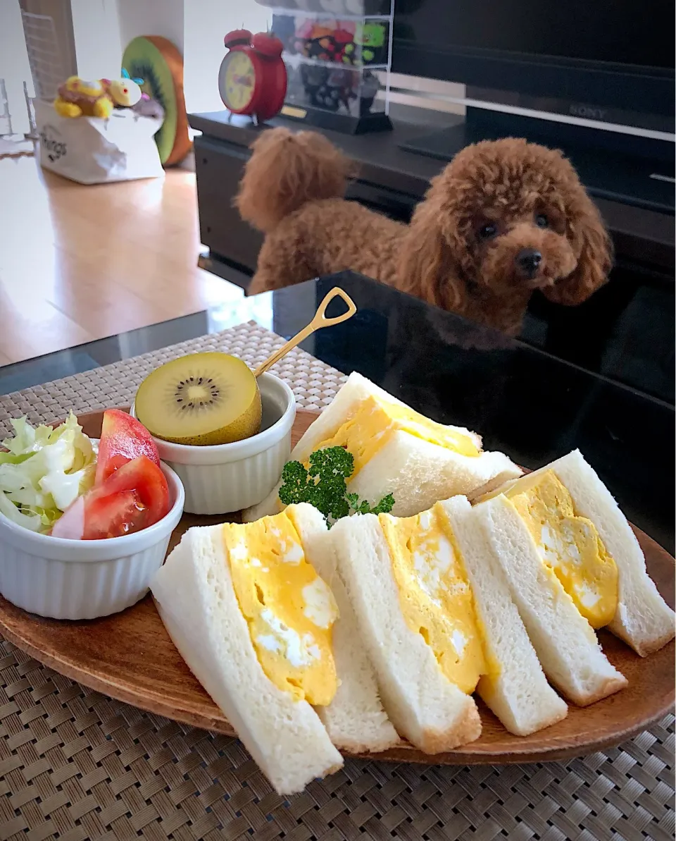 Snapdishの料理写真:厚焼き玉子サンド|ゆかりさん