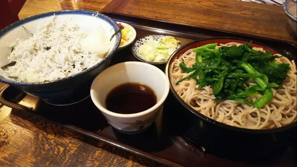 ニラソバとしらす丼セット|kamekameさん