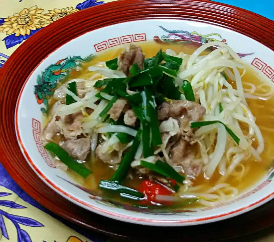 Snapdishの料理写真:もやしラーメン🍜|あらいぐまのしっぽさん