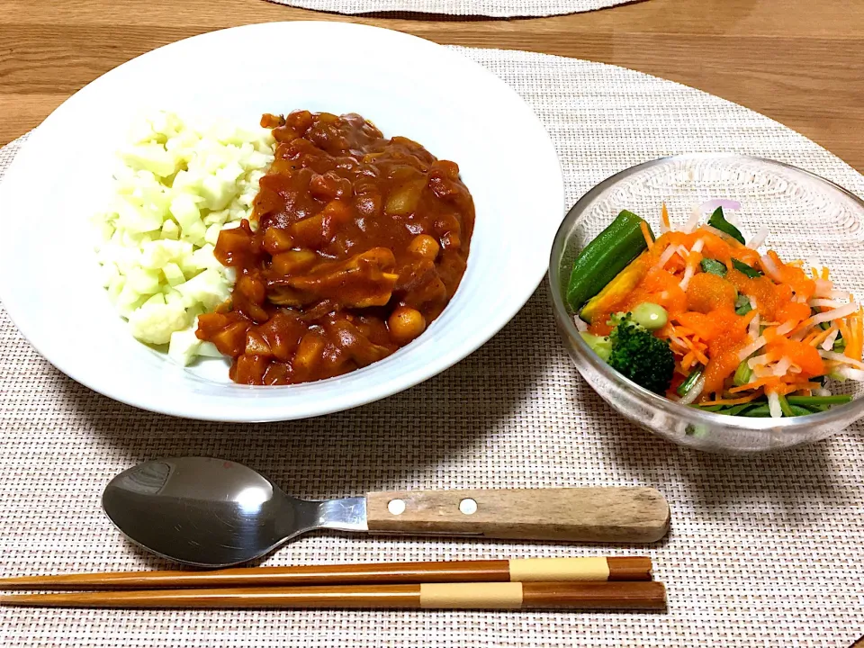 カリフラワーライスの豆カレー
#カリフラワー #カレー #豆|あきころさん