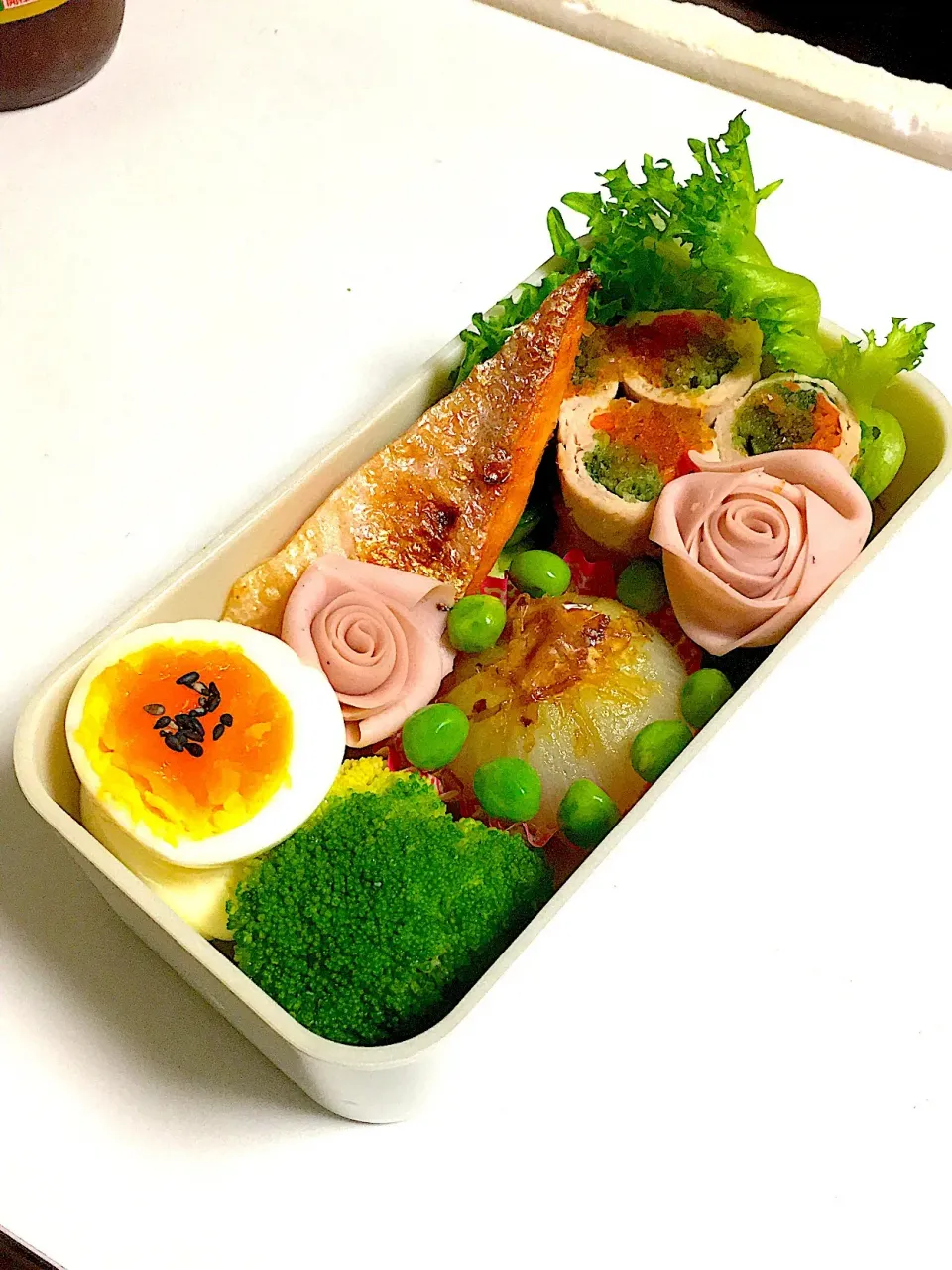 Snapdishの料理写真:本日職場は荒れてます弁当(´-д-`)|stylefreeさん