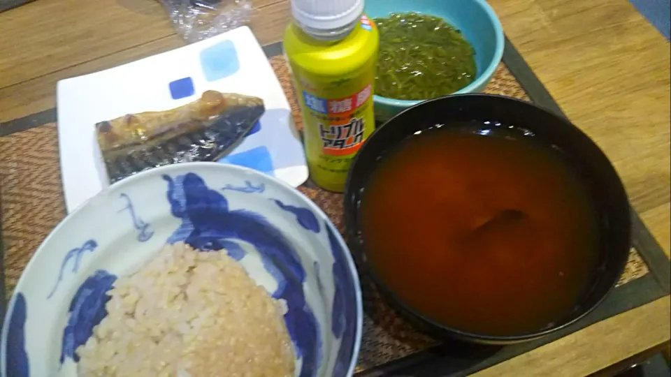 鯖塩＆めかぶ＆しじみの味噌汁|まぐろさん