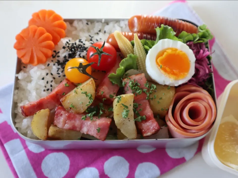 中学生男子弁当🍱
ジャーマンポテト弁当！|なかじー。さん