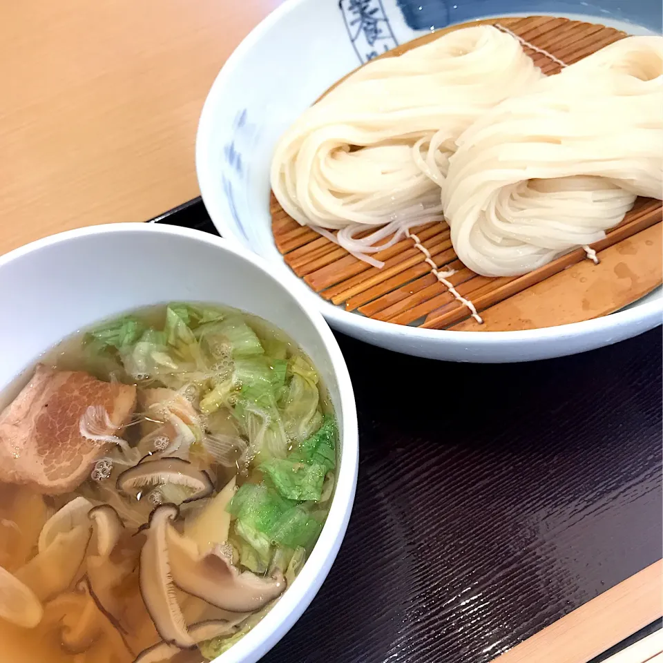 秋田桃豚やわらか煮とタケノコつけうどん|r1990297さん