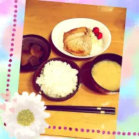 Snapdishの料理写真:生姜焼き定食(^o^)/|TOMYさん