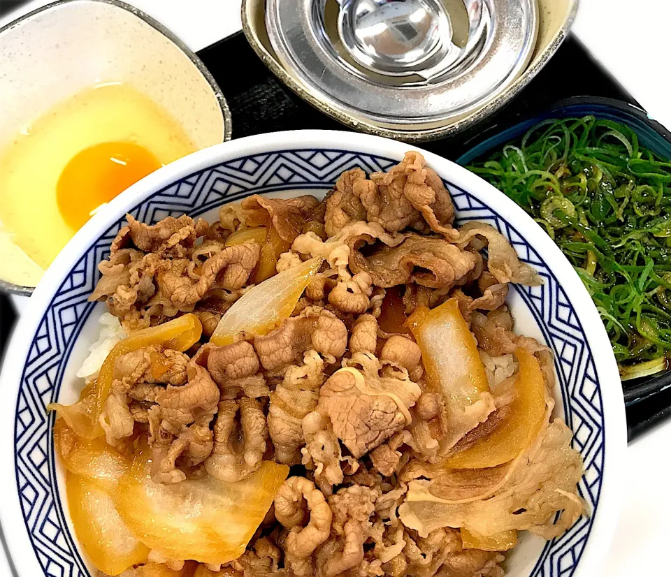 牛ねぎ玉丼＠吉野家|toshi,I🍴さん