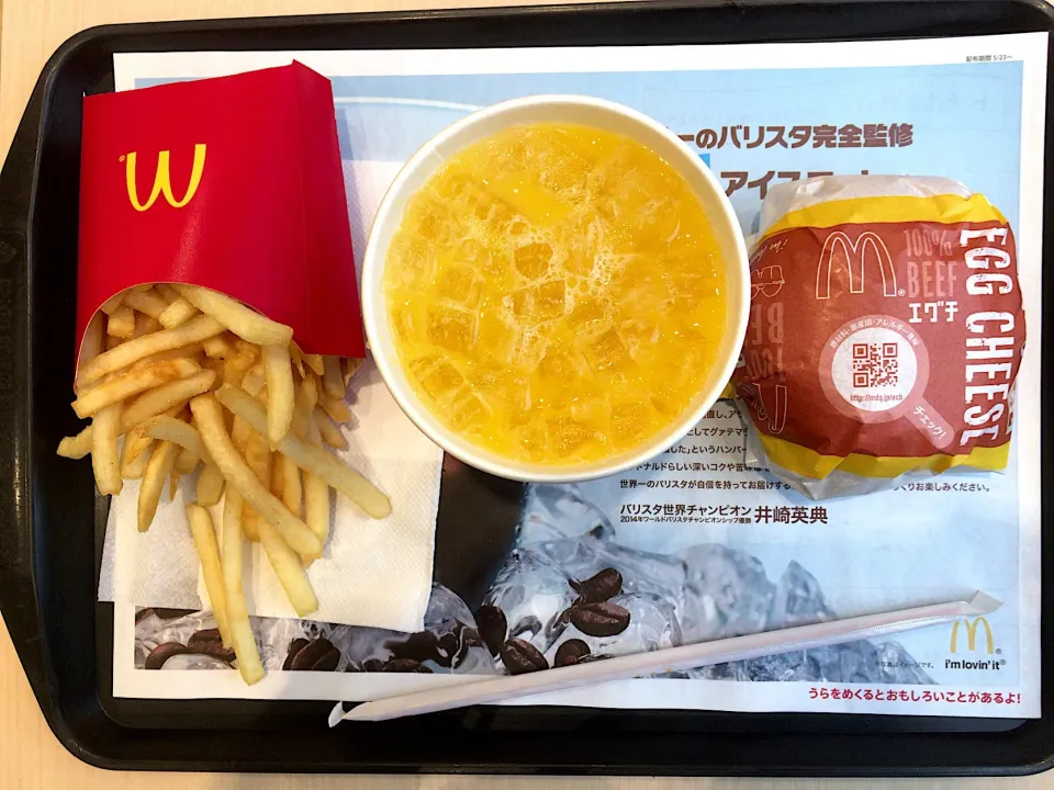 Snapdishの料理写真:エッグチーズバーガーセット(マックフライポテトM•ミニッツメイドM)|ばーさんさん