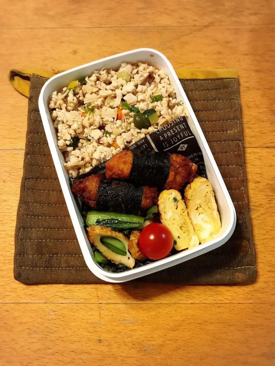 カラフルそぼろ丼弁当🍱
 #高校生男子弁当  #お弁当  #弁当|ちっくんさん