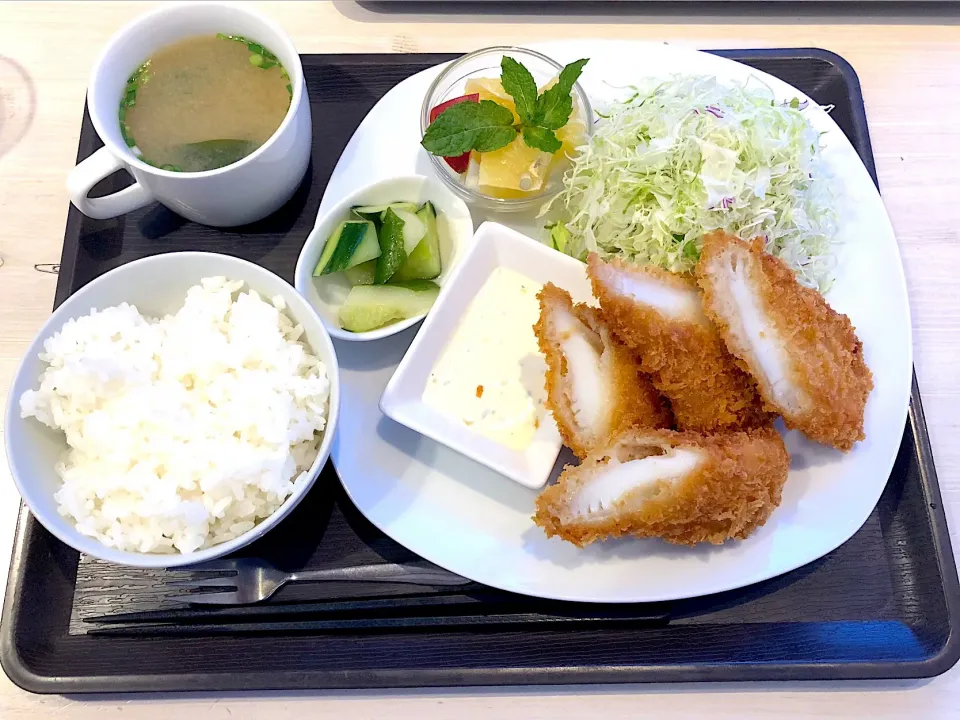 イカフライ定食！|ひろゆきさん