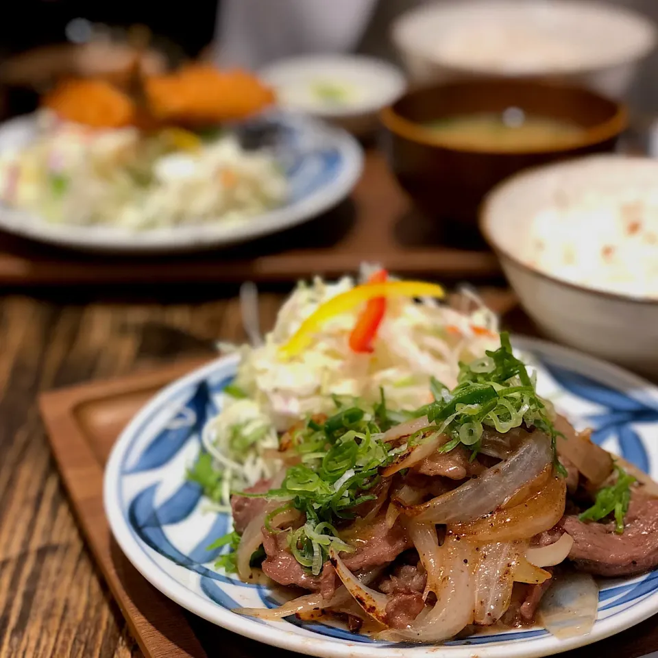 Snapdishの料理写真:ネギ塩牛タン定食|kureyanさん