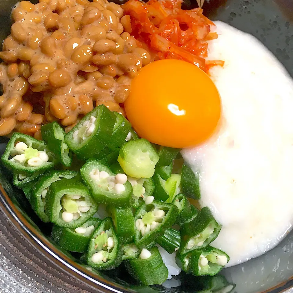 ばくだん丼|yummさん