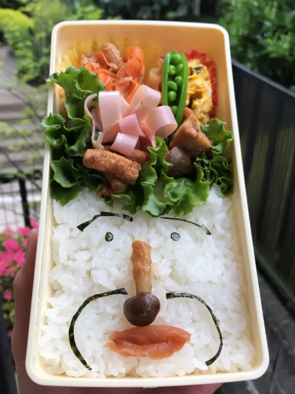 Snapdishの料理写真:お弁当〜〜🍱
社会人二年目の次女🍱|まんぞーさん