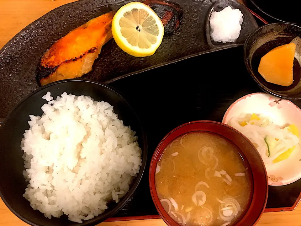 鮭の西京漬け定食|LiNxさん