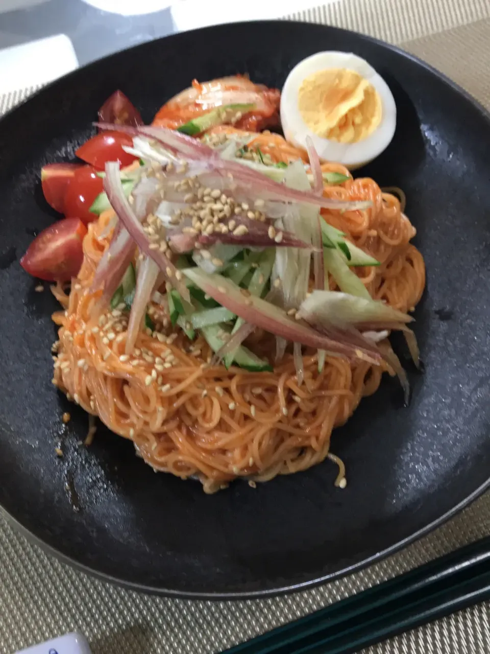 ビビン麺|肉玉にゃんこさん