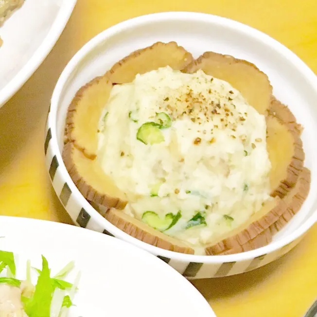 Snapdishの料理写真:いぶりがっことクリームチーズのポテトサラダ🥔|y u iさん