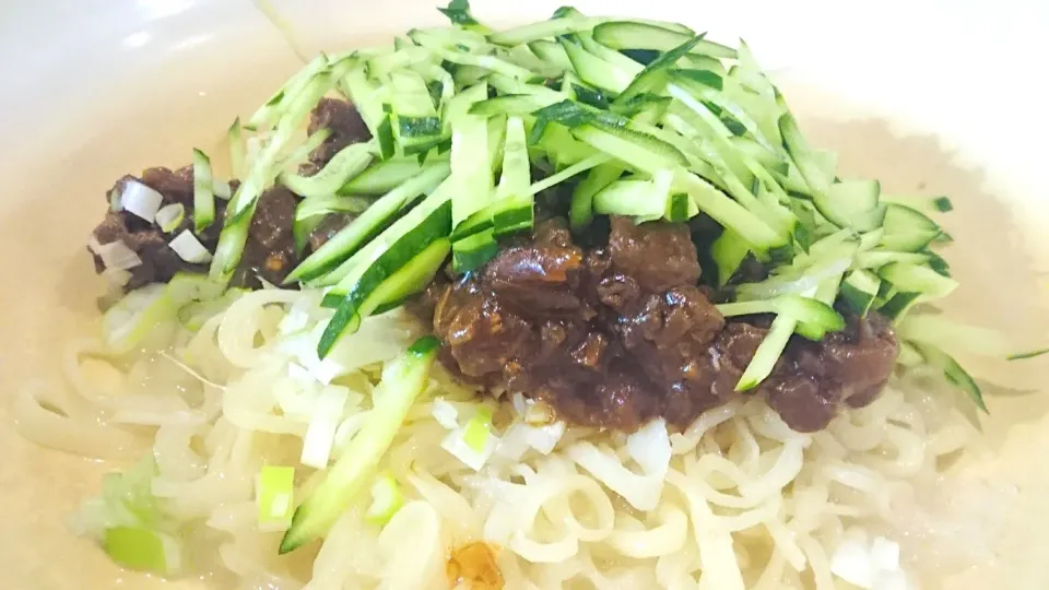 極 蘭州拉麺 の 北京炸醤麺(スープ付き) ＠ 池袋 18083|大脇さん