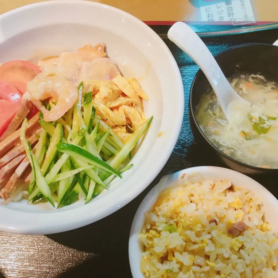 Snapdishの料理写真:冷やし中華セット|ますおさん