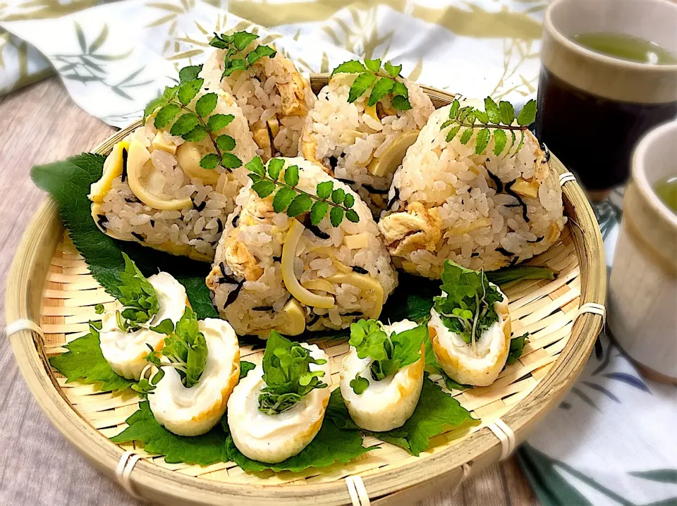 筍とひじきのおこわおにぎり🍙
紫蘇スプラウトチーちく|あつみんさん