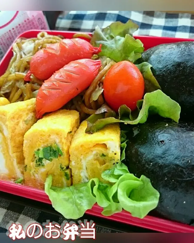 日曜日…今日もお仕事
焼きそば&🍙おにぎり弁当🌼|kimi=kimi🌼Kitchenさん