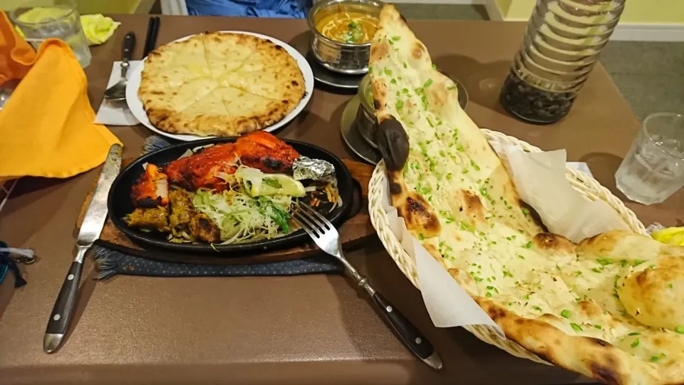 Snapdishの料理写真:インド料理
カレー

知立・ロサニ|Hiroki  Moriさん