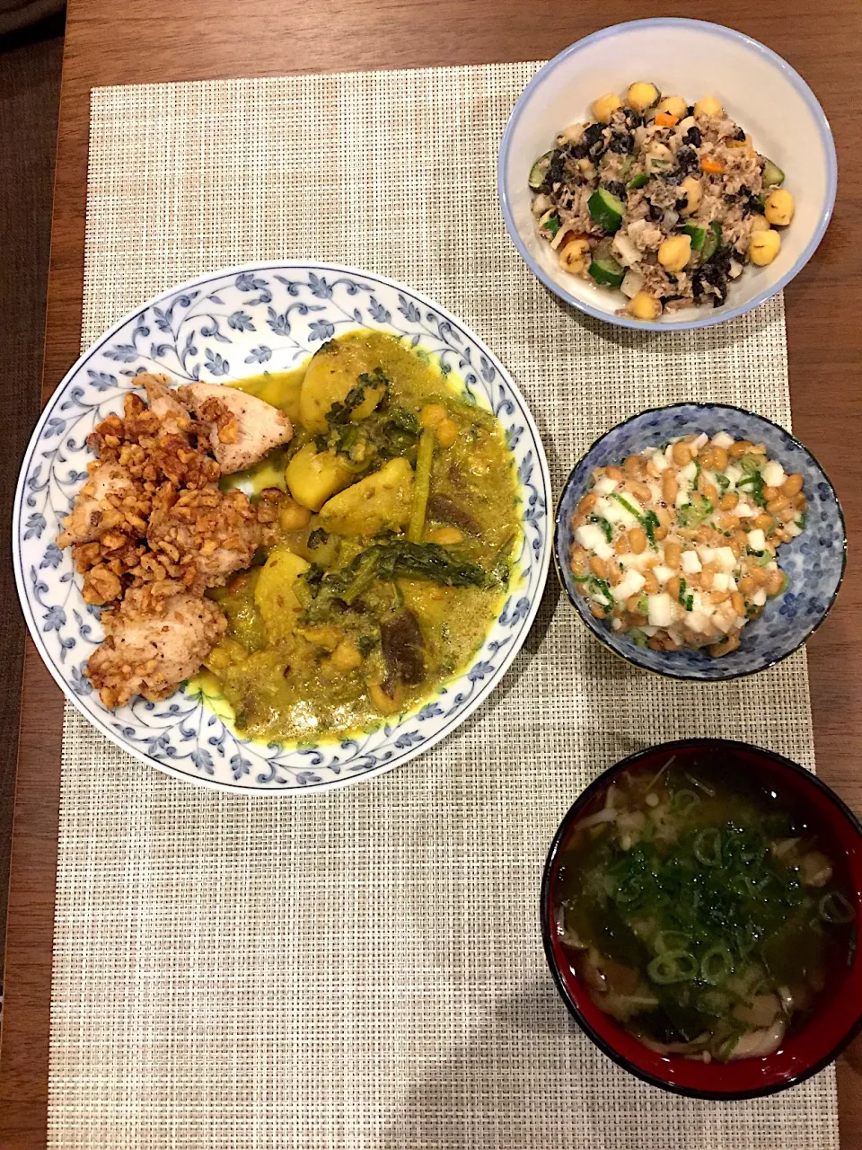 鶏むね肉のくるみ焼き
スパイシー野菜煮込み|浜@ちゃんさん