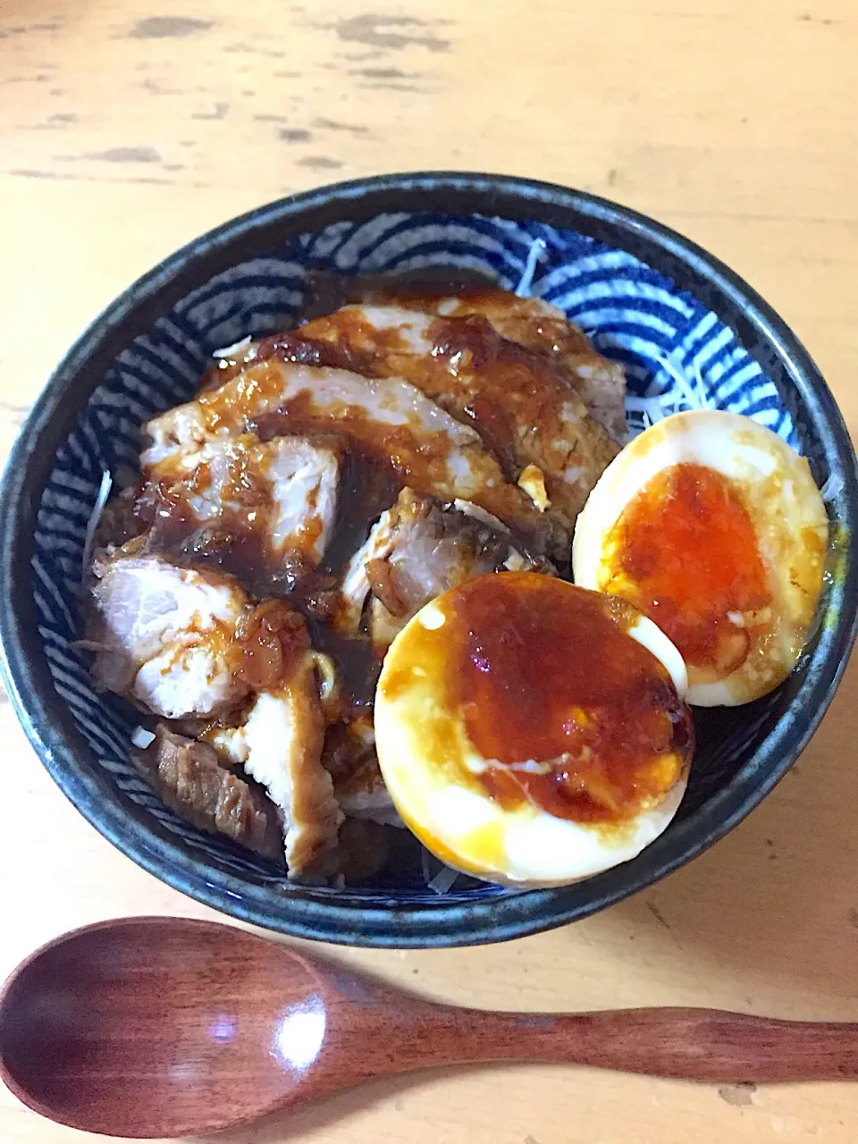 自家製チャーシュー丼（味玉添え）|Kazuya Miyukiさん