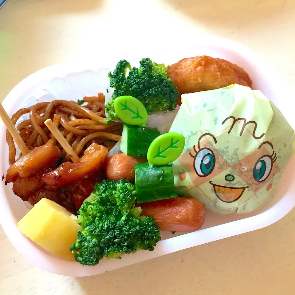 Snapdishの料理写真:#ぴょん弁当  #幼稚園弁当  #お弁当  #お弁当  #園児弁当 #年中弁当|noriさん