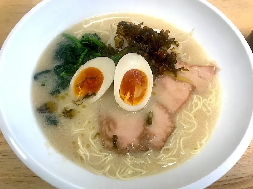 Snapdishの料理写真:インスタントラーメンを豪華にしました
 #インスタントラーメン|さくたろうさん