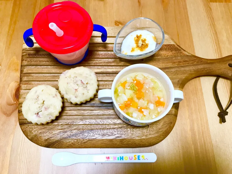 Snapdishの料理写真:息子の朝食👶|nonchimさん