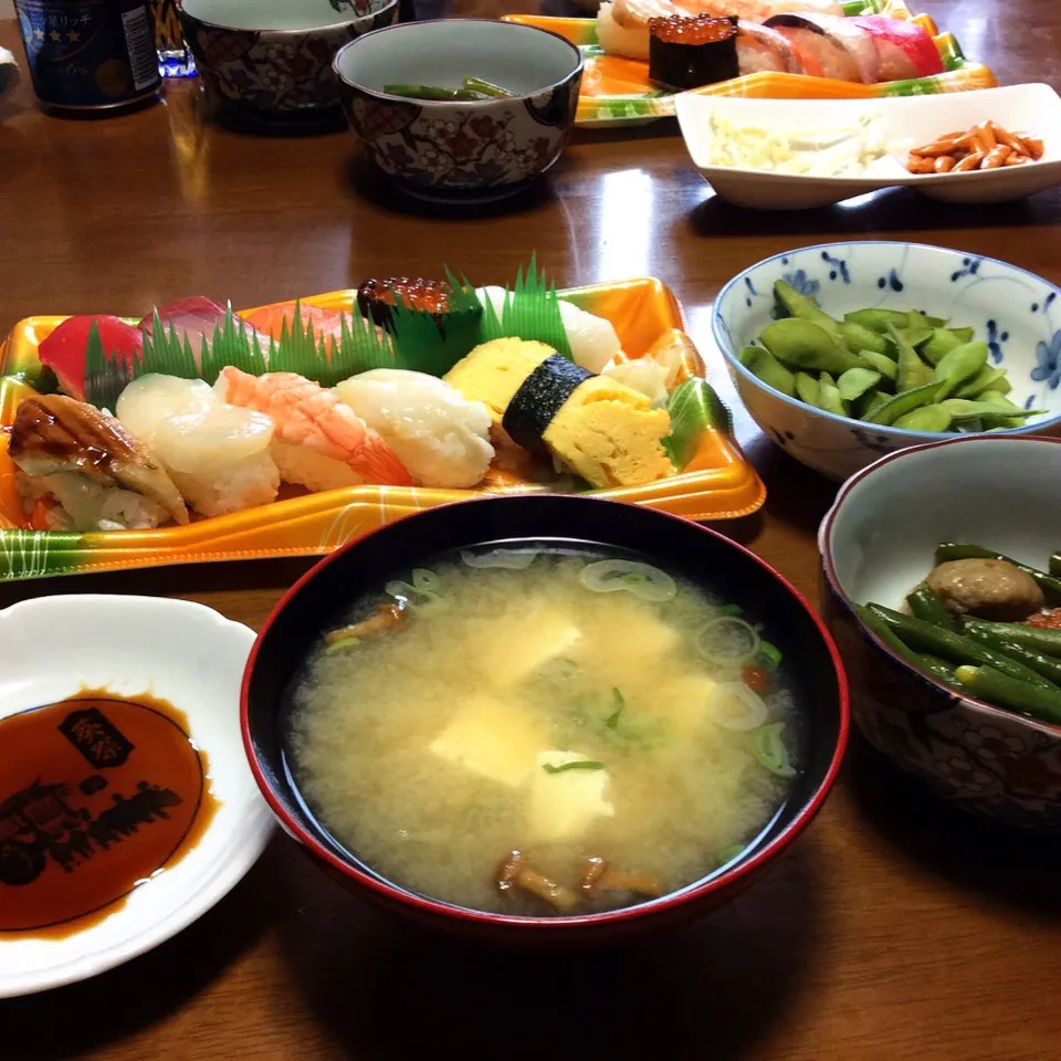 実家で夕飯 握り寿司 & 母が作った煮物 2018.5.26|キラ姫さん