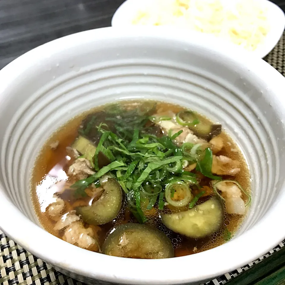 Snapdishの料理写真:お茄子と豚バラ肉のあったかそうめん(´｡✪ω✪｡`)❤️|さくらさん