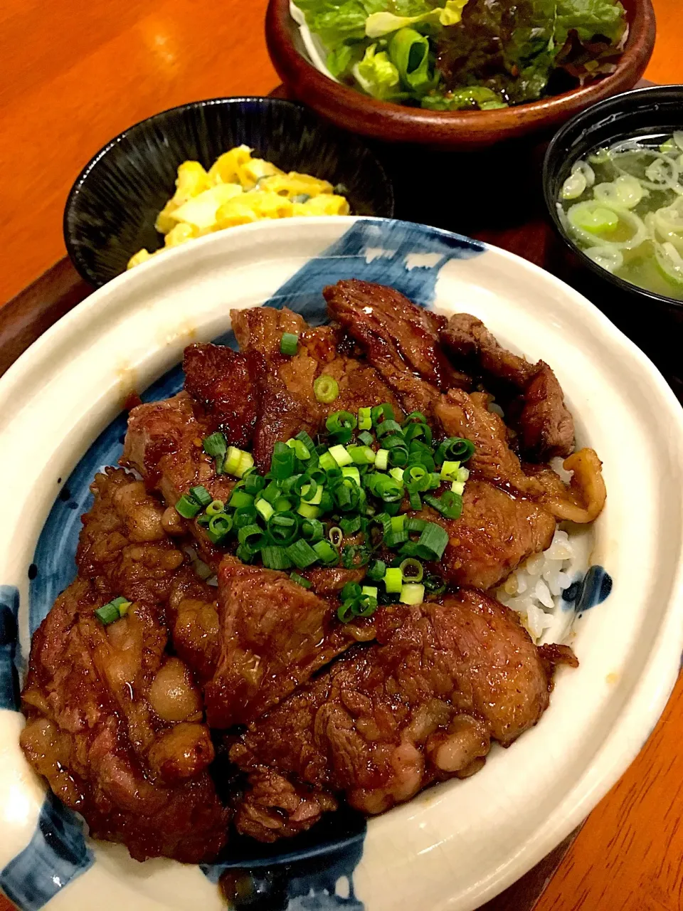 Snapdishの料理写真:はらみ丼|有紀美さん