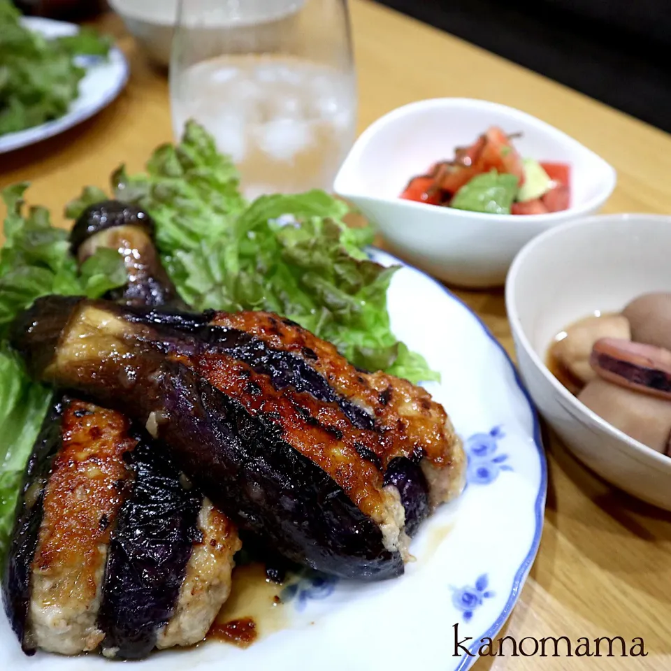 ♪茄子のはさみ焼き
♪トマトとアボカドの塩昆布和え
♪小芋とイカ煮物|ゆきさん